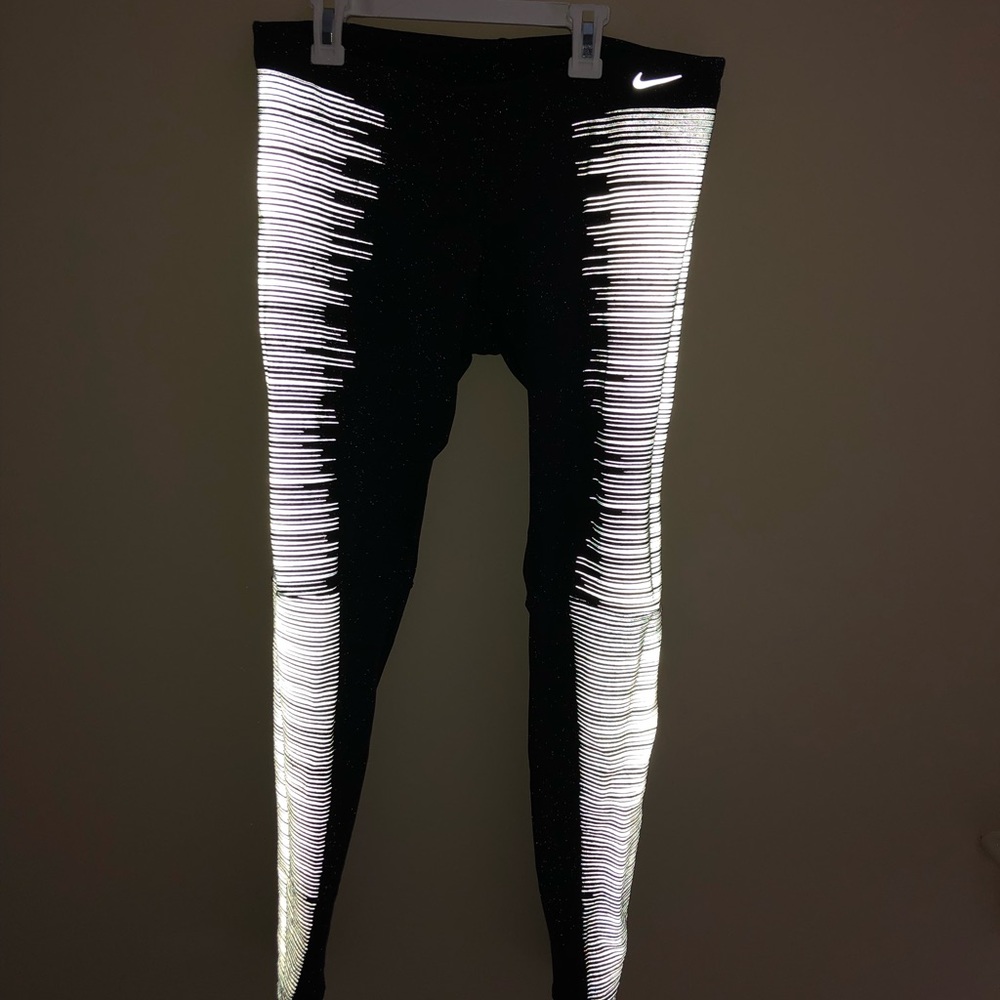 Dark grey glow leggings